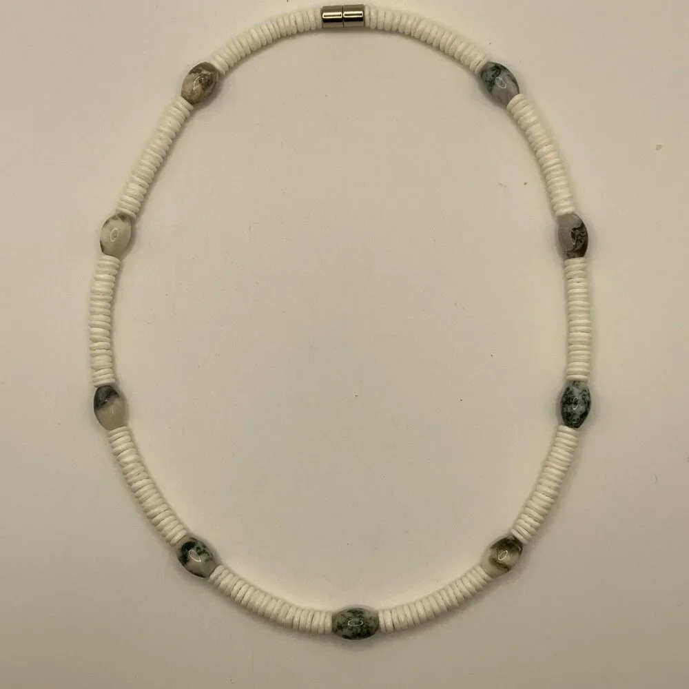Choker 18.5 in choker Genuine White Shells Agate Gemstones NEW Handmade